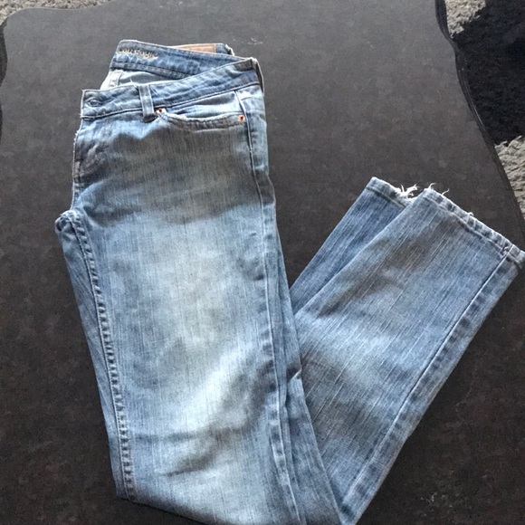 (Bundle of 3)Jeans and capris - Picture 6 of 8